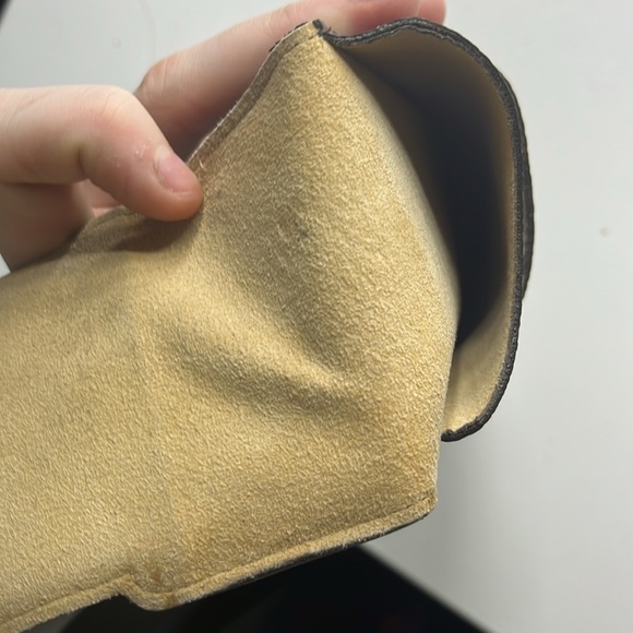 Louis Vuitton glasses case - Picture 4 of 4